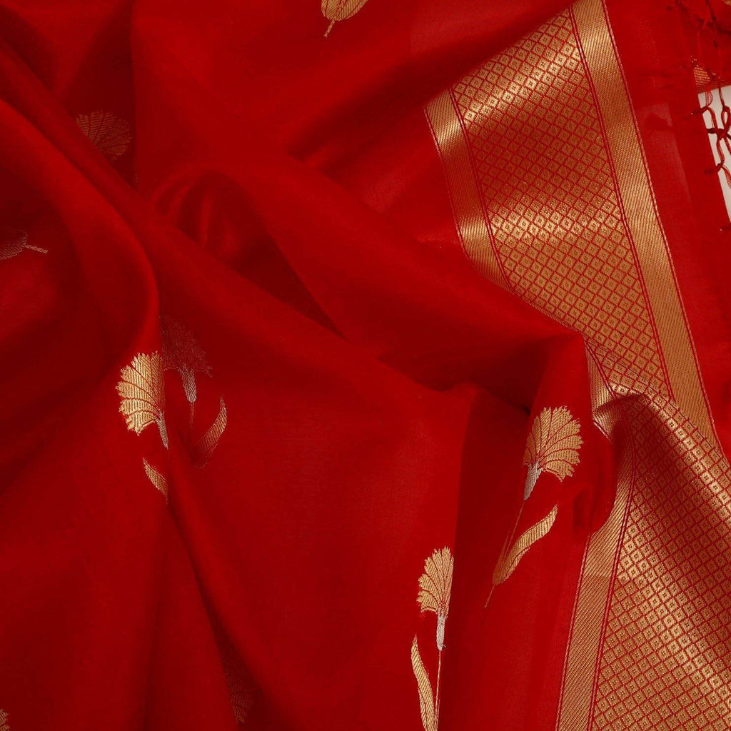 Red Handloom Silk Kadva Butta Dupatta - Mahaveers Sarees Pvt Ltd